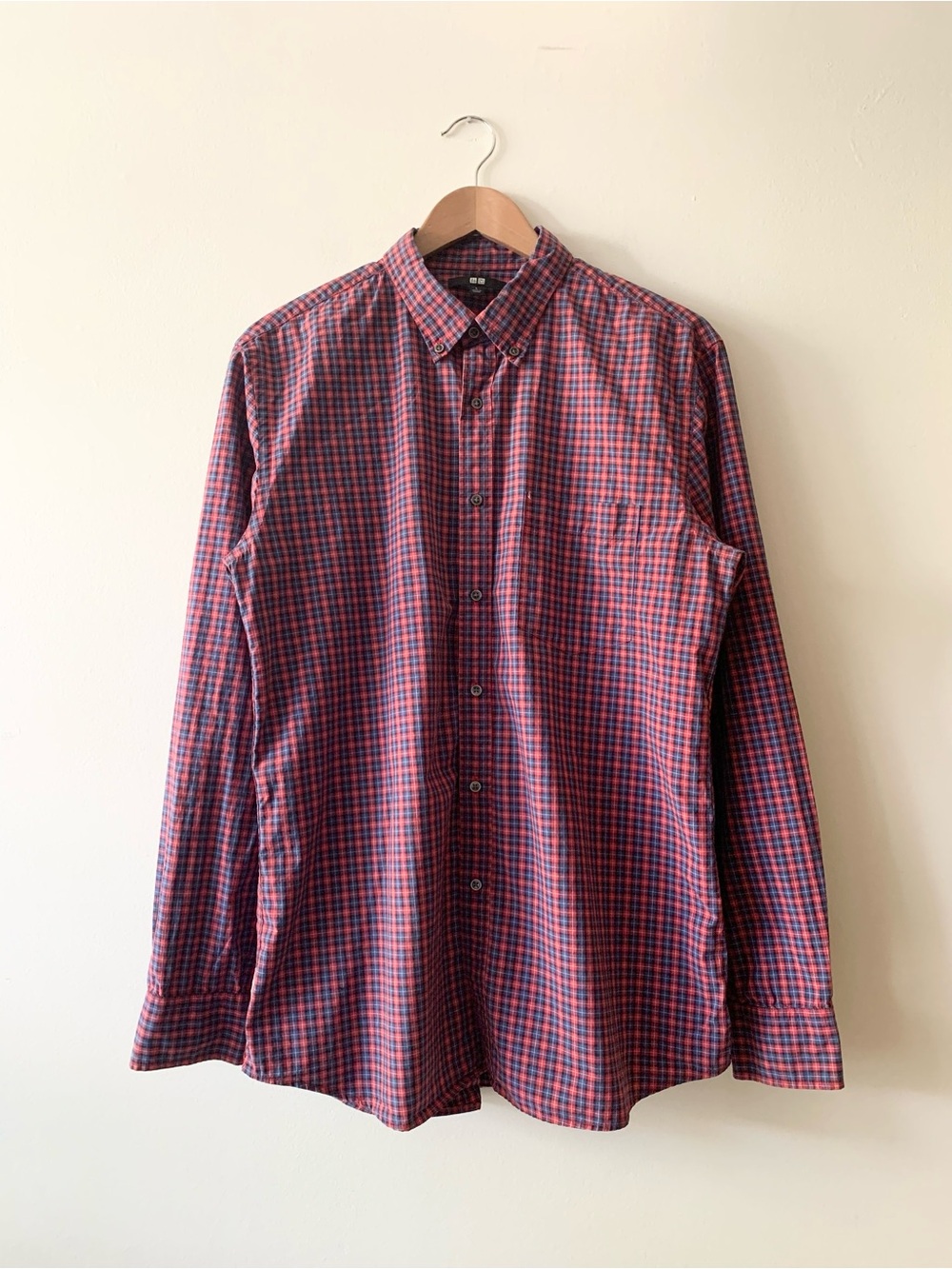 NEW Uniqlo Men's Red and Blue Plaid Long-Sleeve Cotton Button-Down Shirt